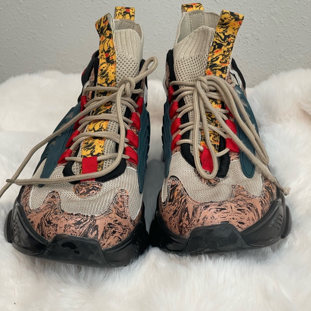 Multicolor Patterned Sneakers - image 1